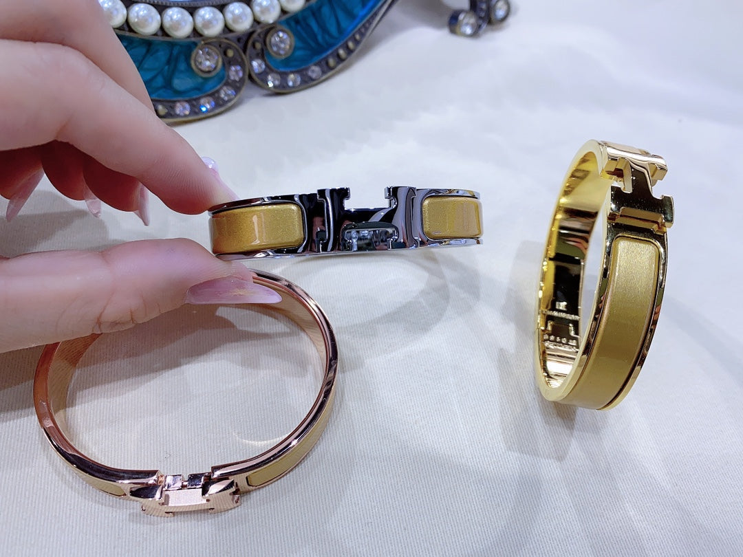 [Elitejewels]HM CHAMPAGNE BRACELET