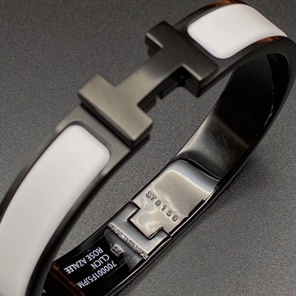 [Elitejewels]HM BRACELET 12MM BLACK WHITE CERAMIC