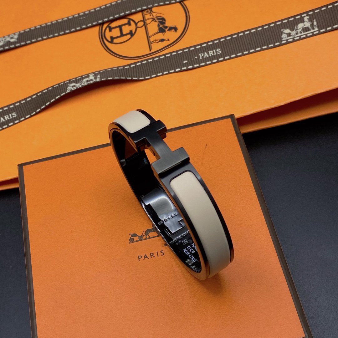 [Elitejewels]HM BRACELET 12MM BLACK BEIGE CERAMIC