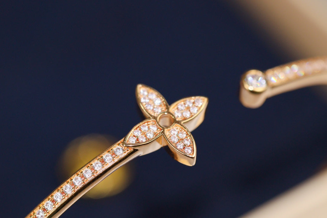 [Elitejewels]LV IDYLLE PINK GOLD OPEN BRACELET DIAMOND PAVED