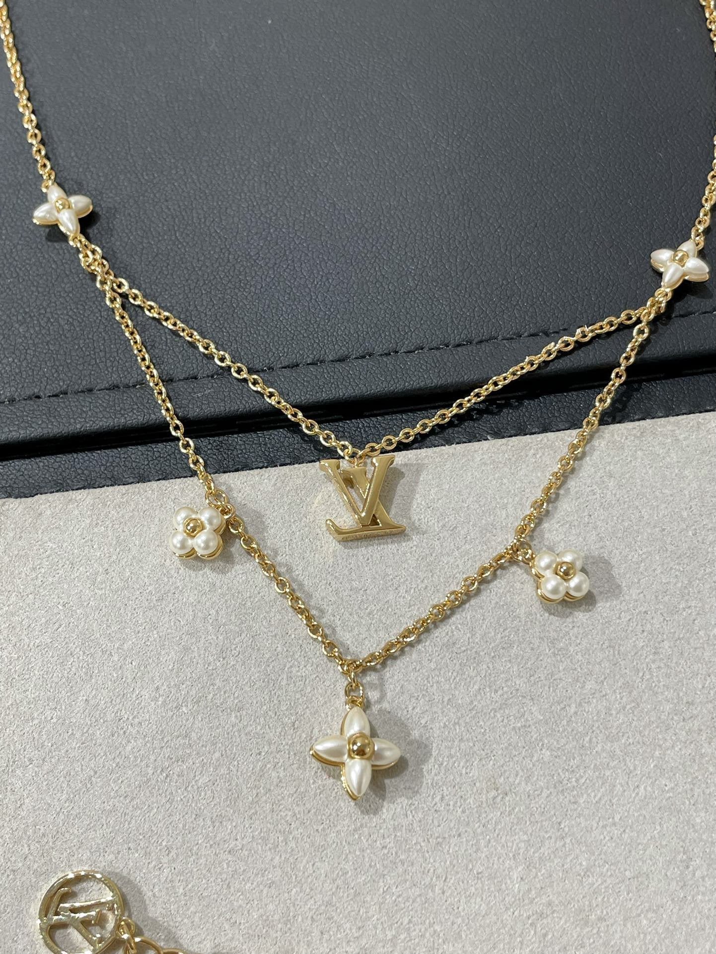 [Elitejewels]LV FLOWERGRAM GOLD MOP DOUBLE ROW NECKLACE