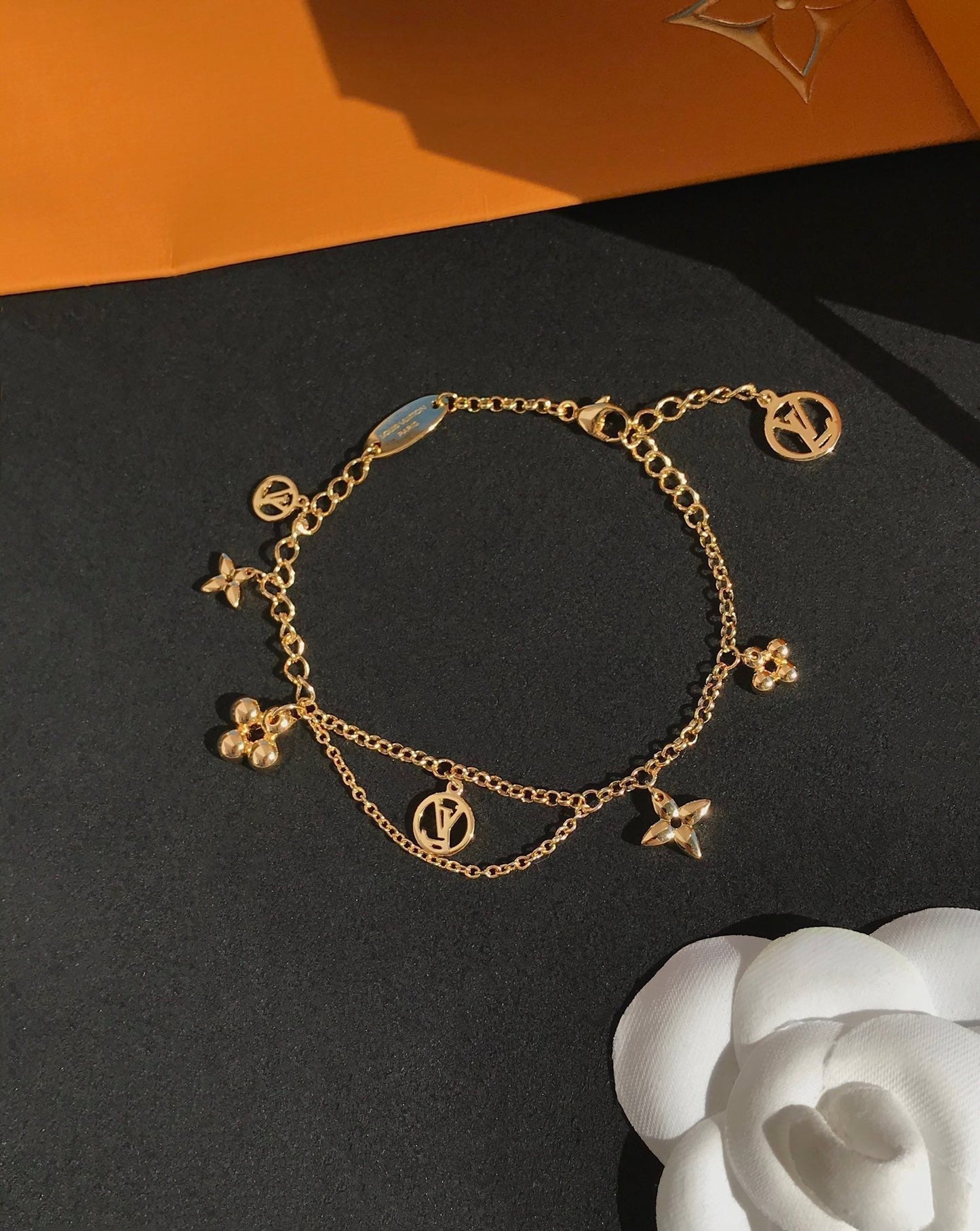 [Elitejewels]LV BLOOMING PINK GOLD MOP BRACELET