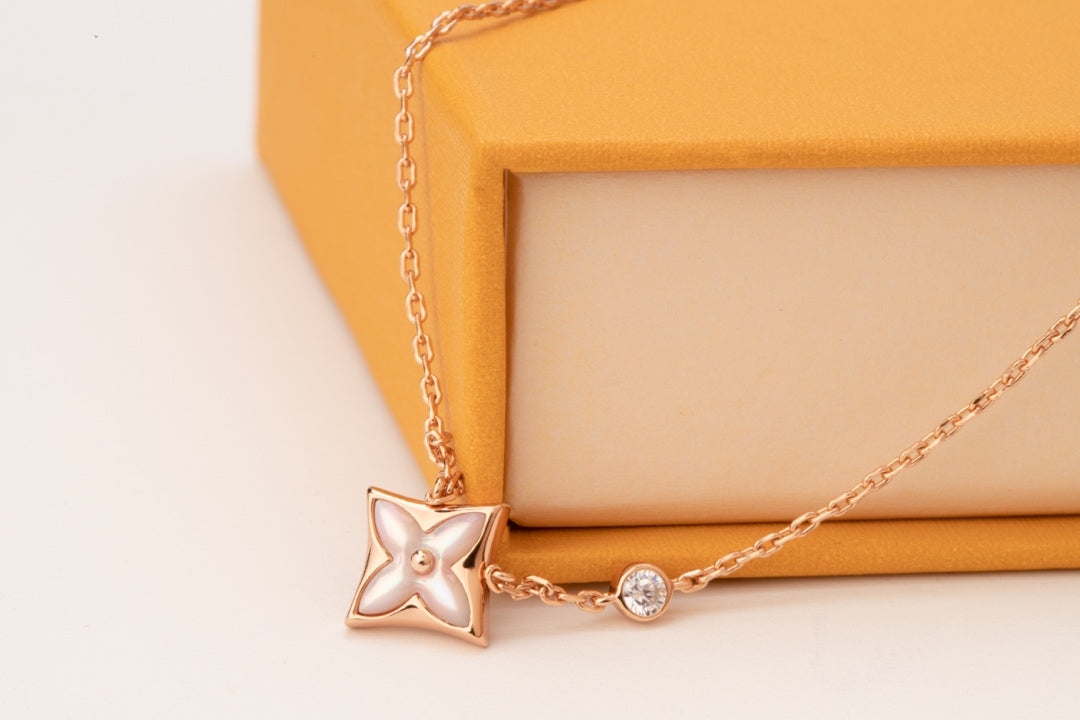 [Elitejewels]LV STAR PINK MOP 1 DIAMOND PINK GOLD NECKLACE
