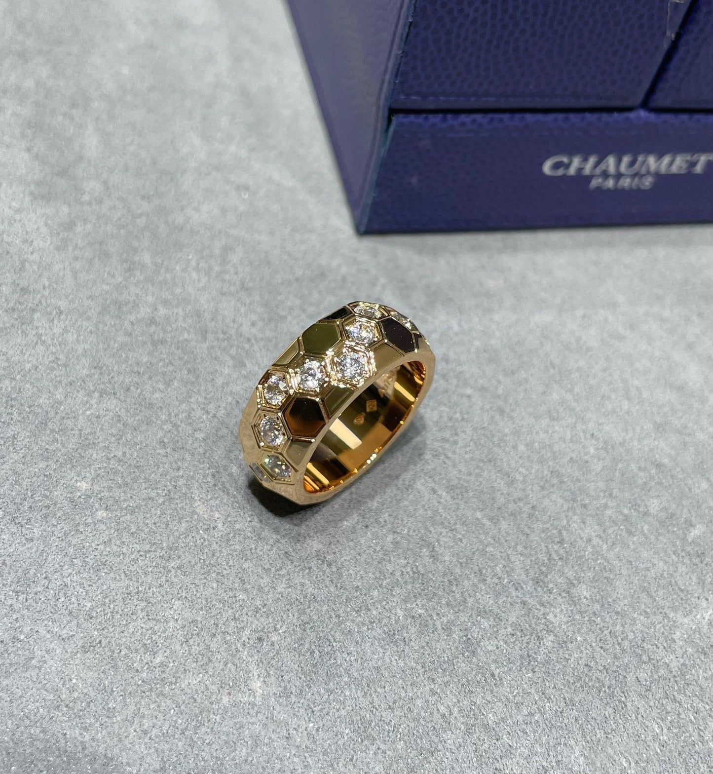 [Elitejewels]BEE LOVE DIAMOND LARGE RING