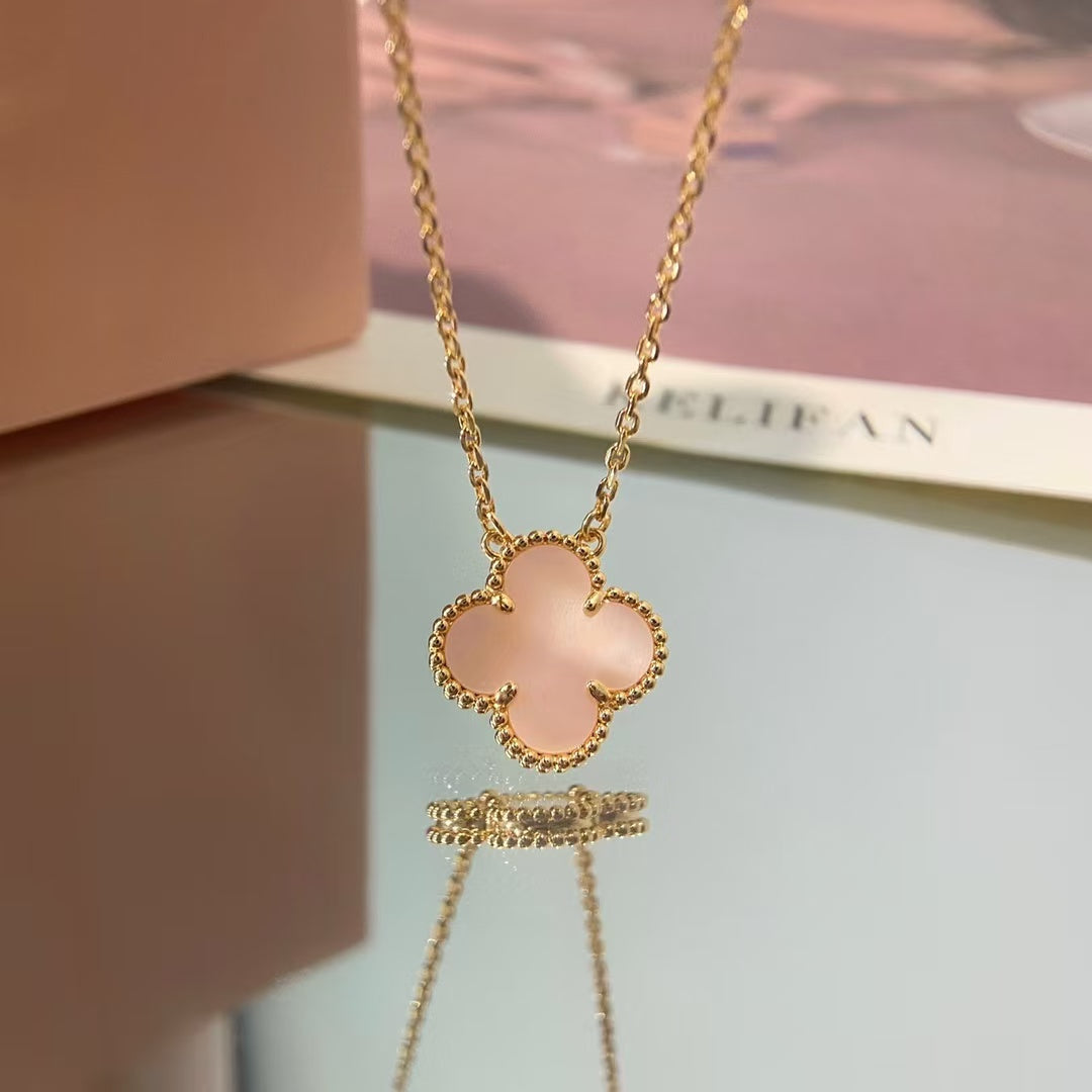 [Elitejewels]CLOVER 15MM PINK MOTHER-OF-PEARL NECKLACE