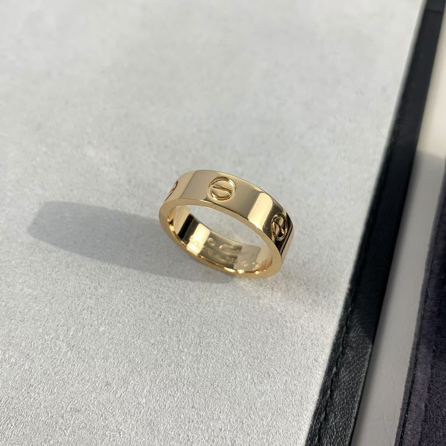 [Elitejewels]LOVE RING 5.5MM NO DIAMOND