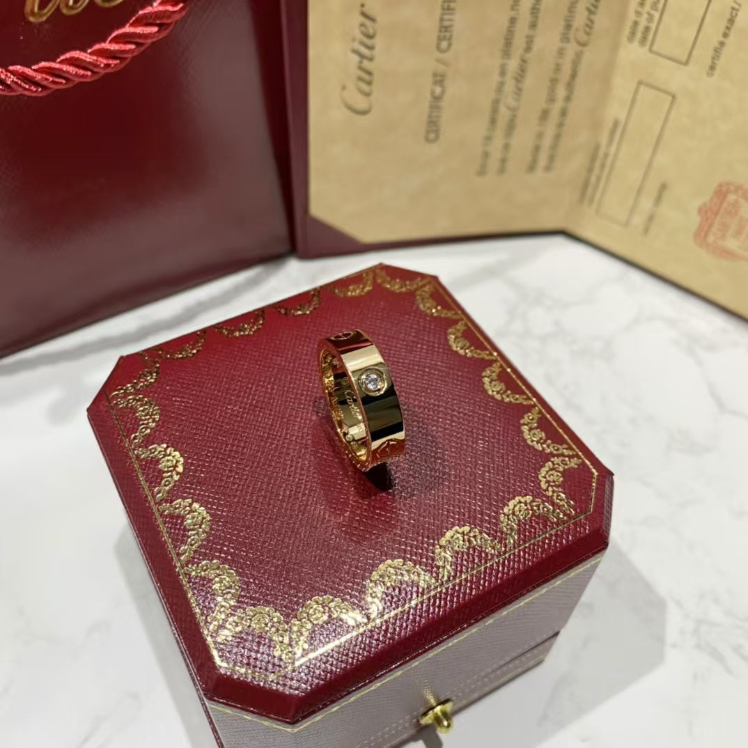 [Elitejewels]LOVE RING 5.5MM 3 DIAMONDS PINK GOLD