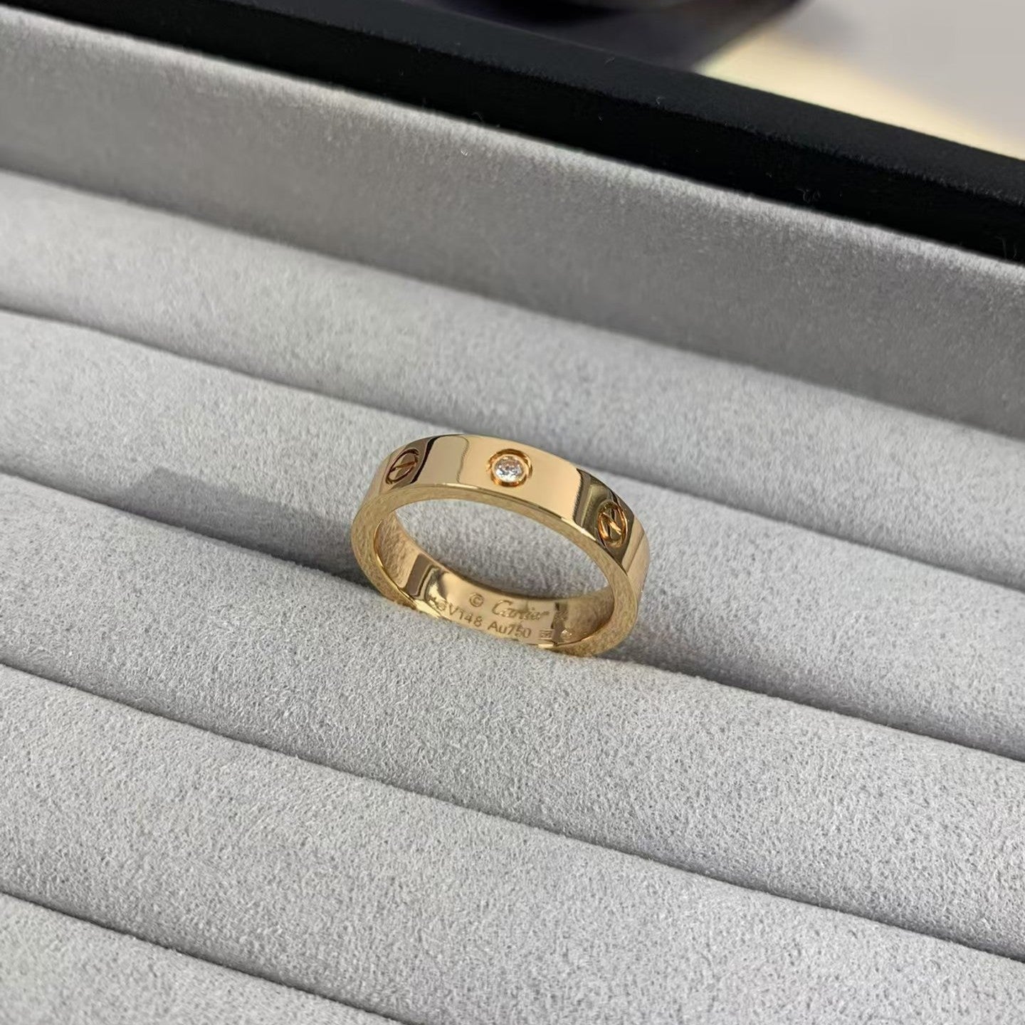 [Elitejewels]LOVE RING 4MM 1 DIAMOND PINK GOLD