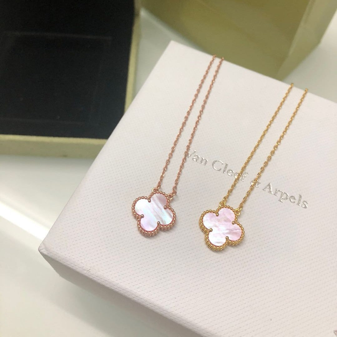 [Elitejewels]CLOVER 15MM PINK MOTHER-OF-PEARL NECKLACE