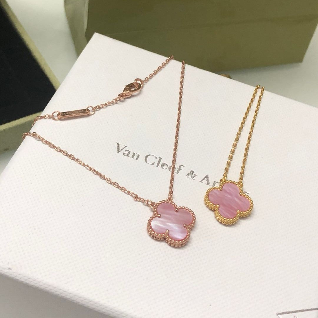 [Elitejewels]CLOVER 15MM PINK MOTHER-OF-PEARL NECKLACE