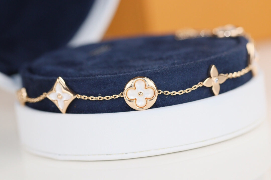 [Elitejewels]LV LEAF CLOVER BRACELET
