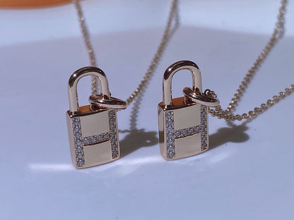 [Elitejewels]HM ADVANCED NICHE LOCK HEAD NECKLACE DIAMONDS
