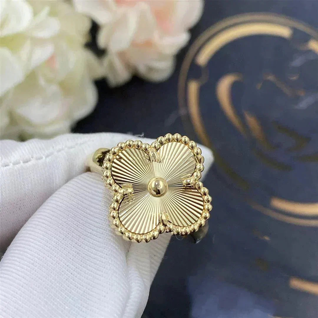 [Elitejewels]CLOVER GOLD RING