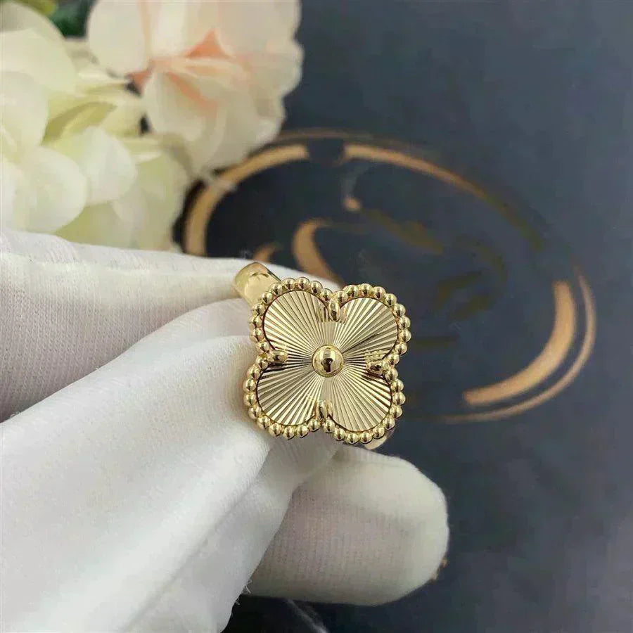 [Elitejewels]CLOVER GOLD RING